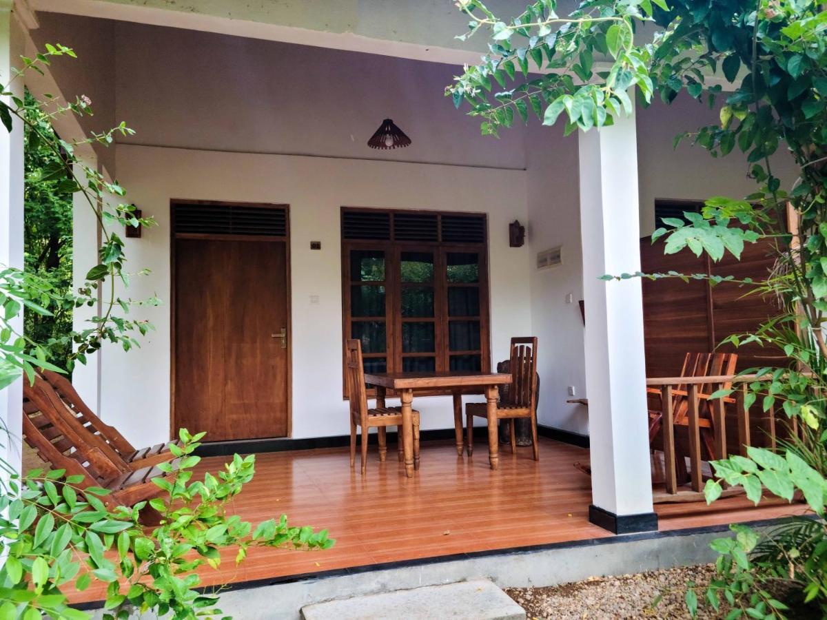 Woodholic Homestay Sigiriya Exterior foto